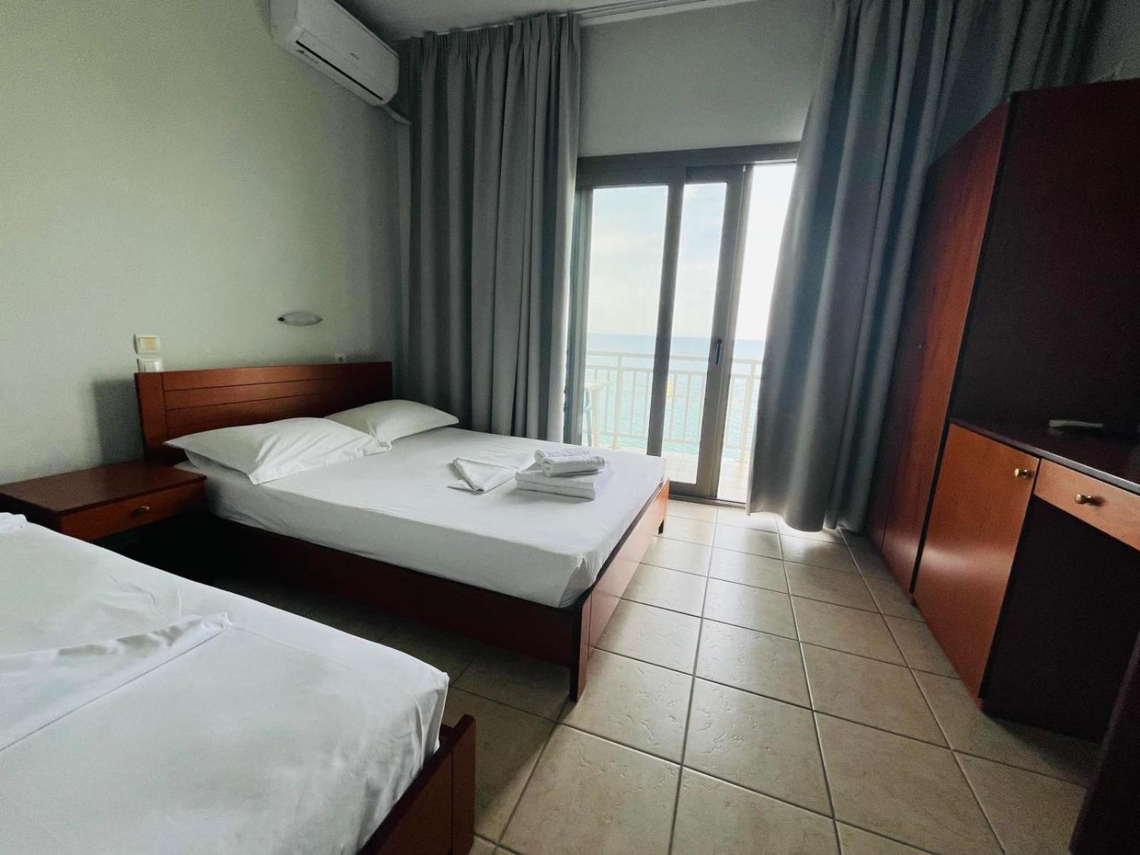 Anesis Hotel Platamonas Ngoại thất bức ảnh